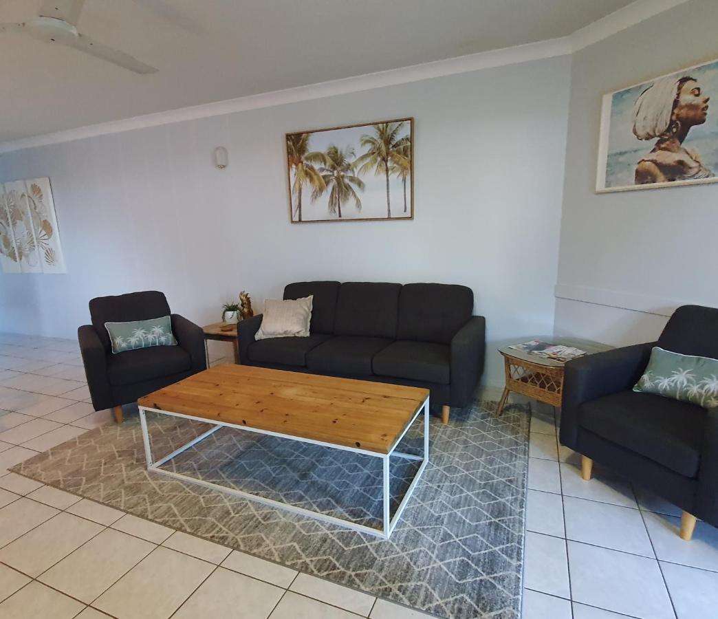 Villa Venezia Apt 3 - Spacious Hervey Bay Beachfront Apartment Екстериор снимка