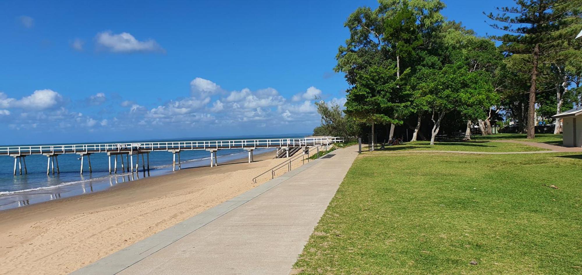 Villa Venezia Apt 3 - Spacious Hervey Bay Beachfront Apartment Екстериор снимка